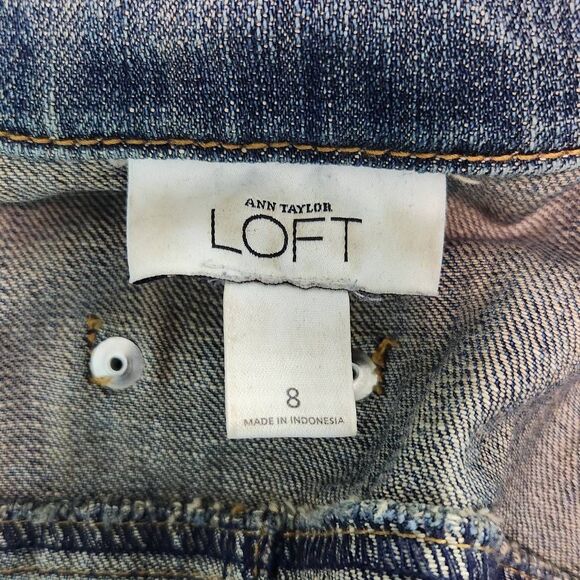 Loft Denim Trucker Jacket Size 8 LOFT Classic Jean Jacket - Picture 6 of 7